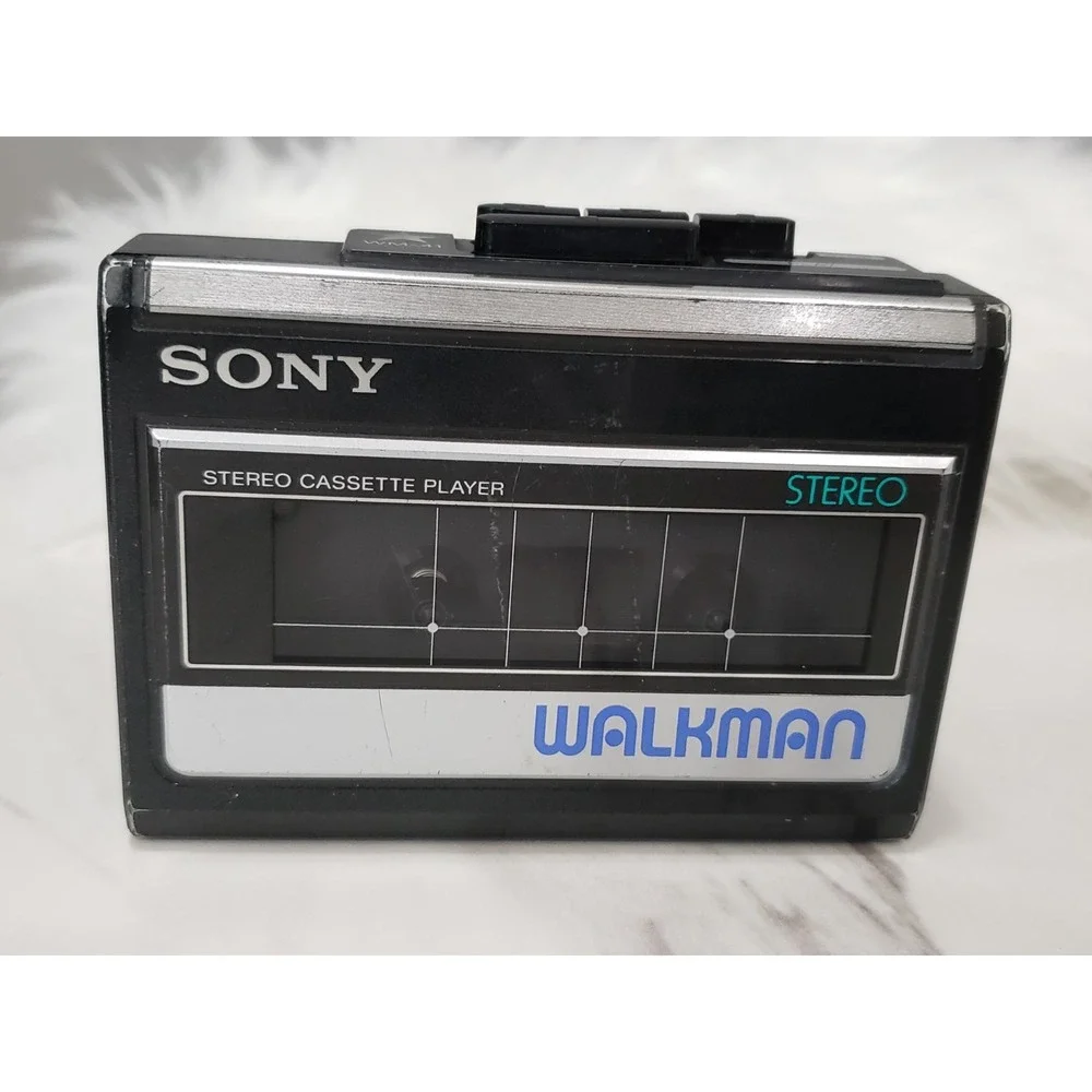 BROKEN FOR PARTS Sony Walkman WM-41 Stereo Cassette Tape Player Portable